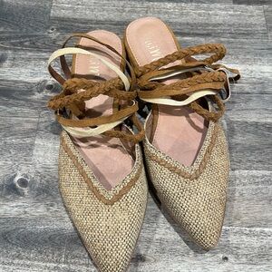 Braided Wrap Boho Pointed-Toe Woven Flat Summer Mules in Brown and Cream